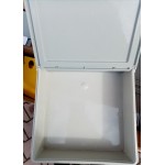 Пластмасова сива хранилка Дживан - 1,5 литра | pchelarkj.com